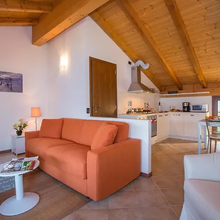 Borgo La Sorgente - Tulipano Apartment
